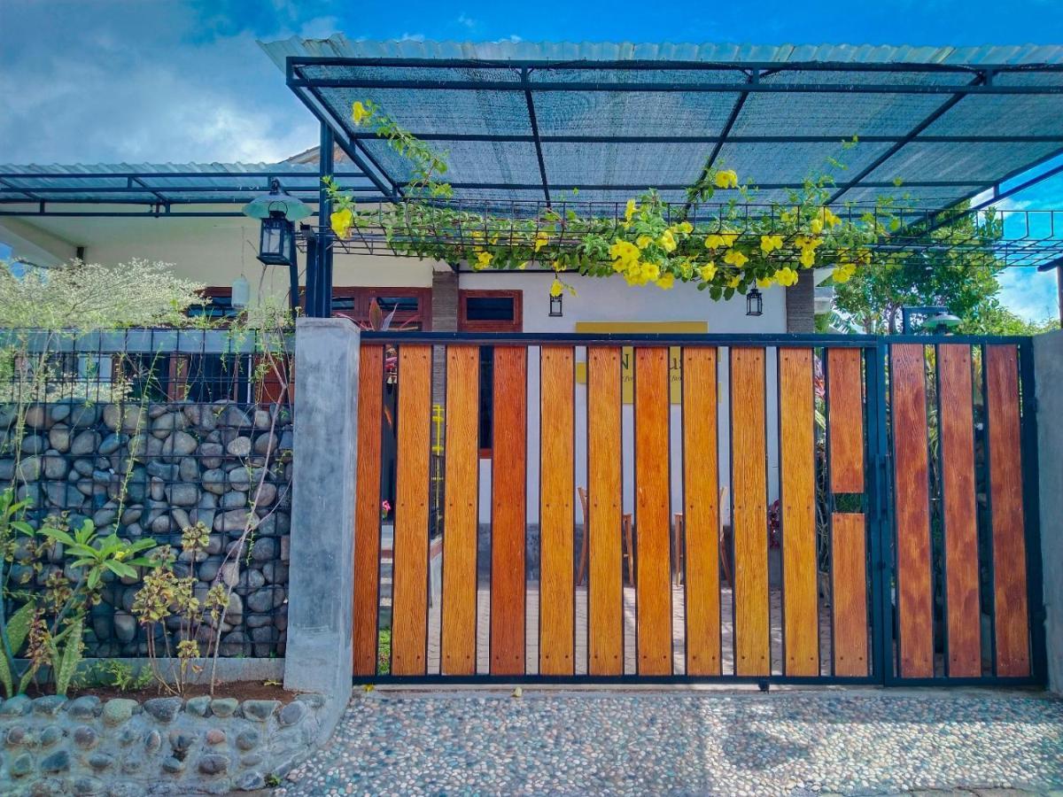 Inn House Homestay Dadapan 외부 사진